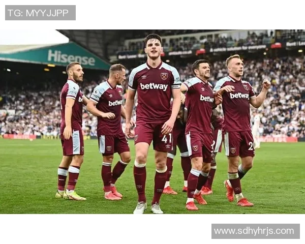 英超第14轮精彩对决埃弗顿主场迎战西汉姆联全力争胜 英超第14轮精彩对决埃弗顿主场迎战西汉姆联全力争胜