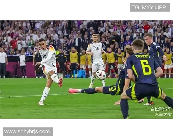 央视回顾08年欧洲杯经典对决荷兰与俄罗斯的激烈碰撞与精彩瞬间